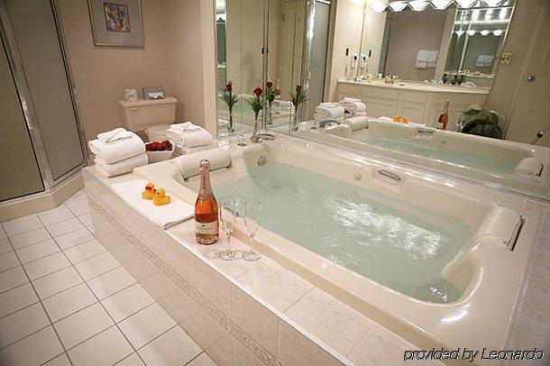 Black Knight Inn Ред Дир Номер фото